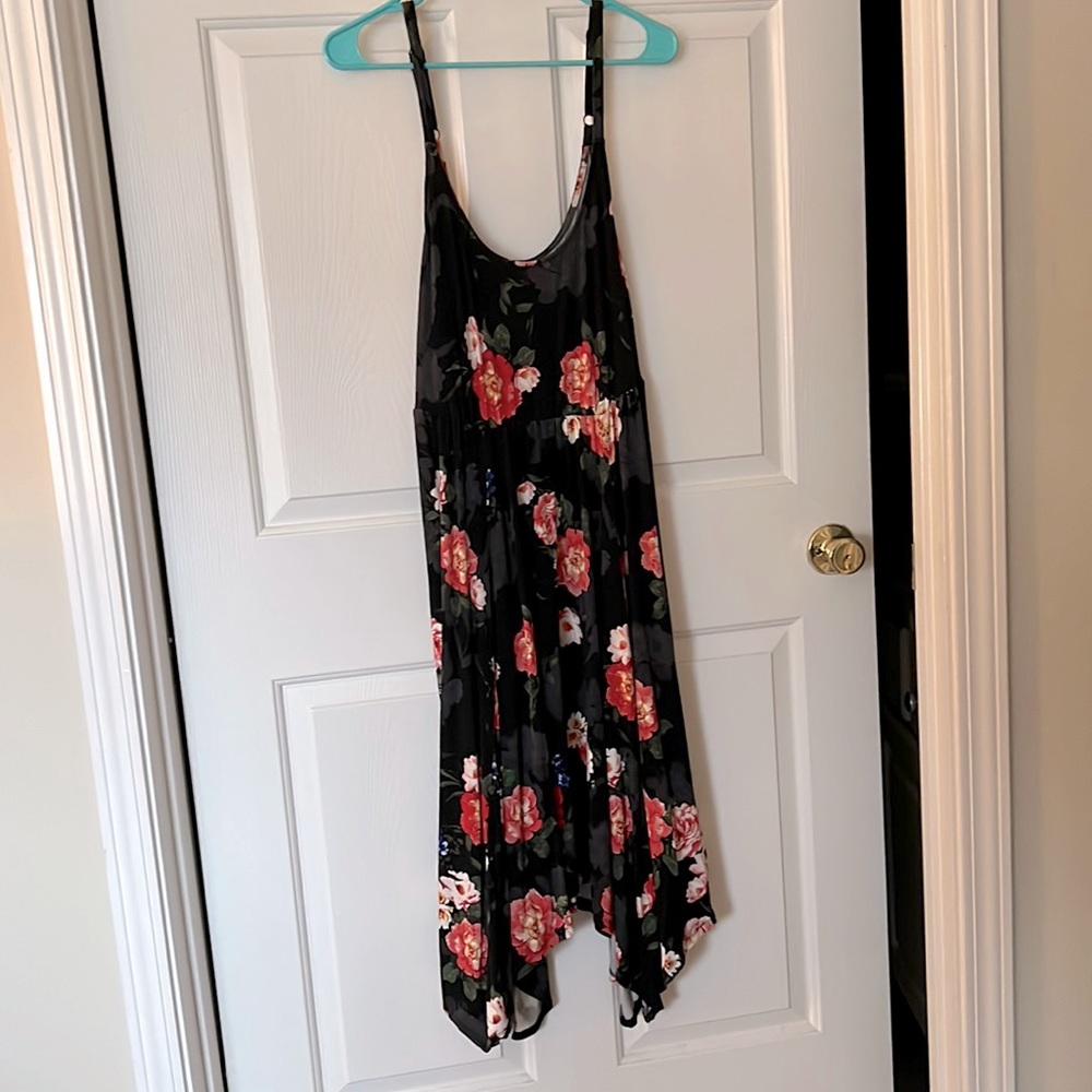 Sexy mid-length dress from Torrid❤️